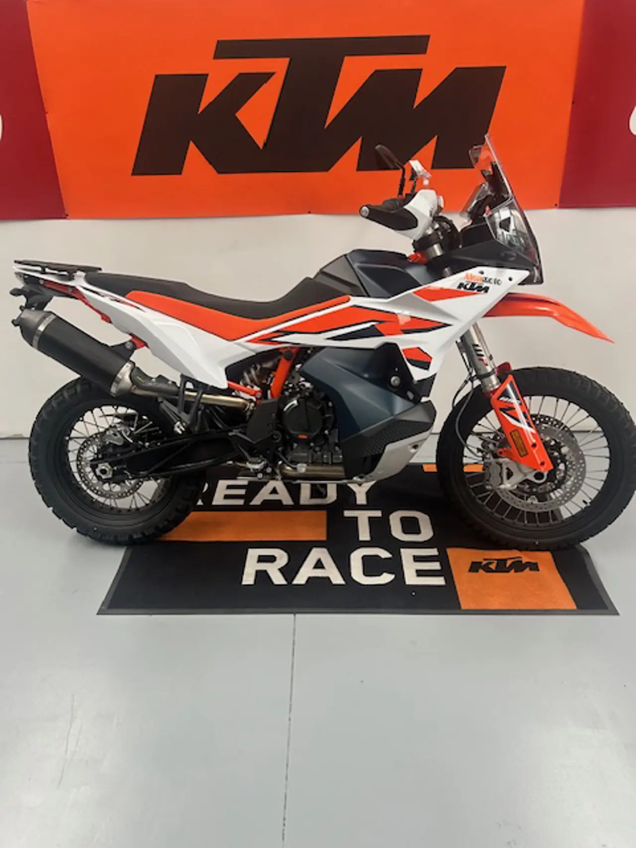 KTM adventure 890r